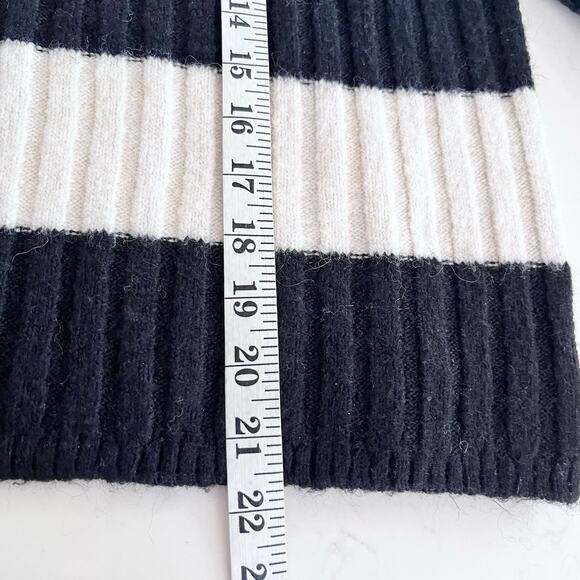 H&M Black White Ribbed Chunky Knit Striped Crewneck Pullover Sweater Size XL - Picture 7 of 9